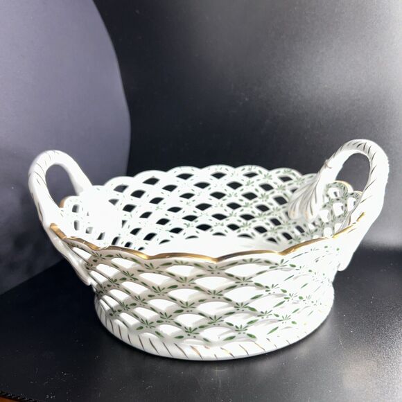 Andrea by Sadek Porcelain Basket Bowl Green & Gold Accents - Picture 10 of 11
